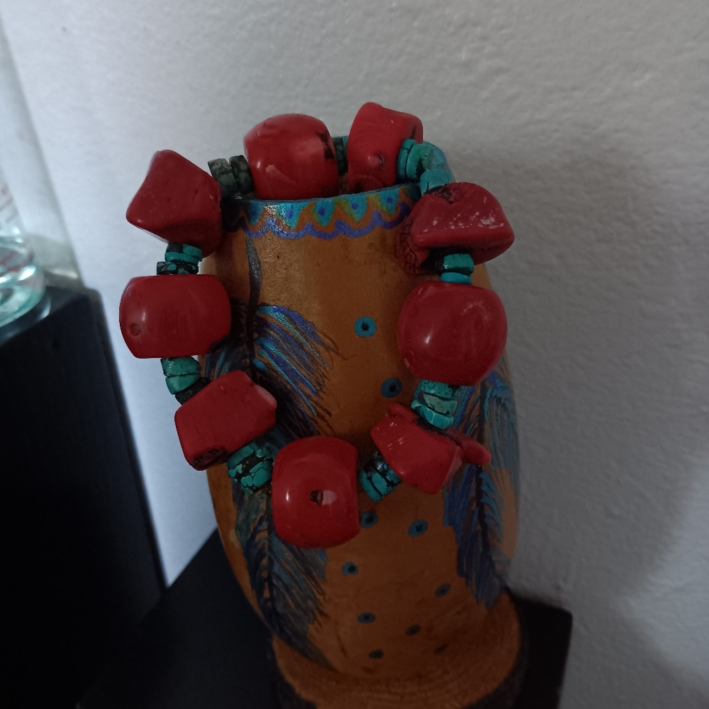 Chunky red coral and heishi turquoise stretch bracelet